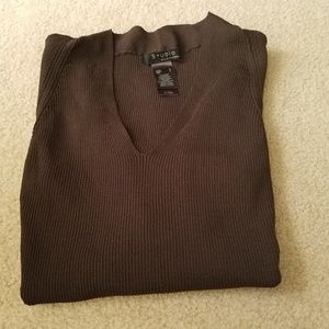 STUDIO V neck Sweater